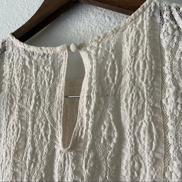 CABI Ecru Lace Blouse XS Sheer Feminine Romantic Textured Boho Chic - Picture 7 of 12